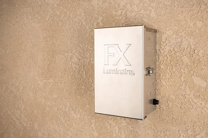 Tentrale App-Steuerung für FX Luminaire Gartenbeleuchtung