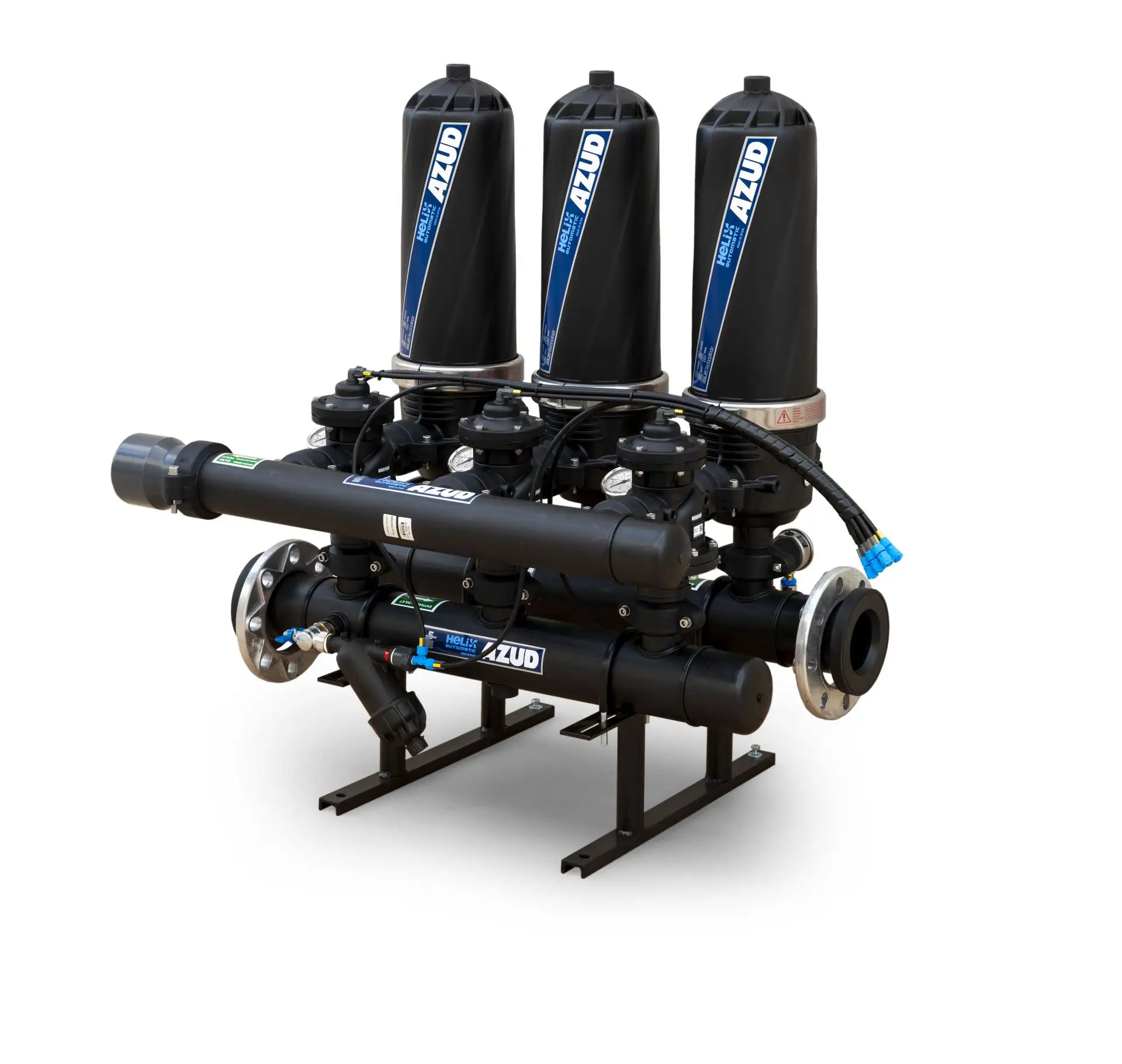 Azud HELIX Automatic Filterbatterie mit drei Scheibenfiltern und Rückspülventilen