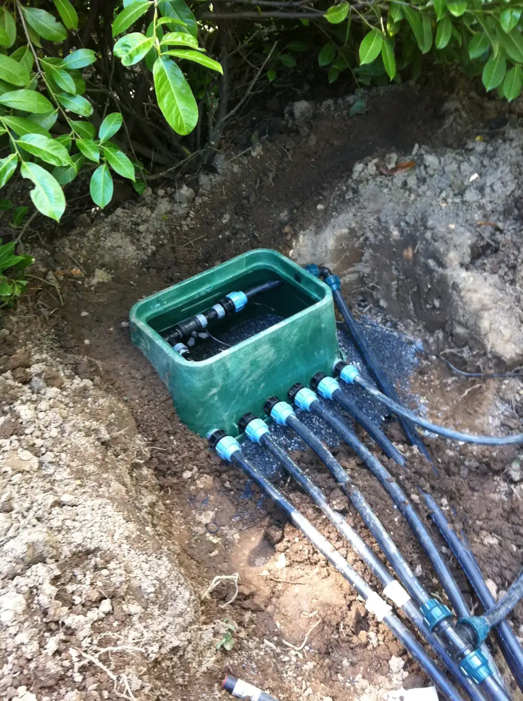 Ventilbox mit Magnetventilen und Verteilung zu den Steuerkreisen
